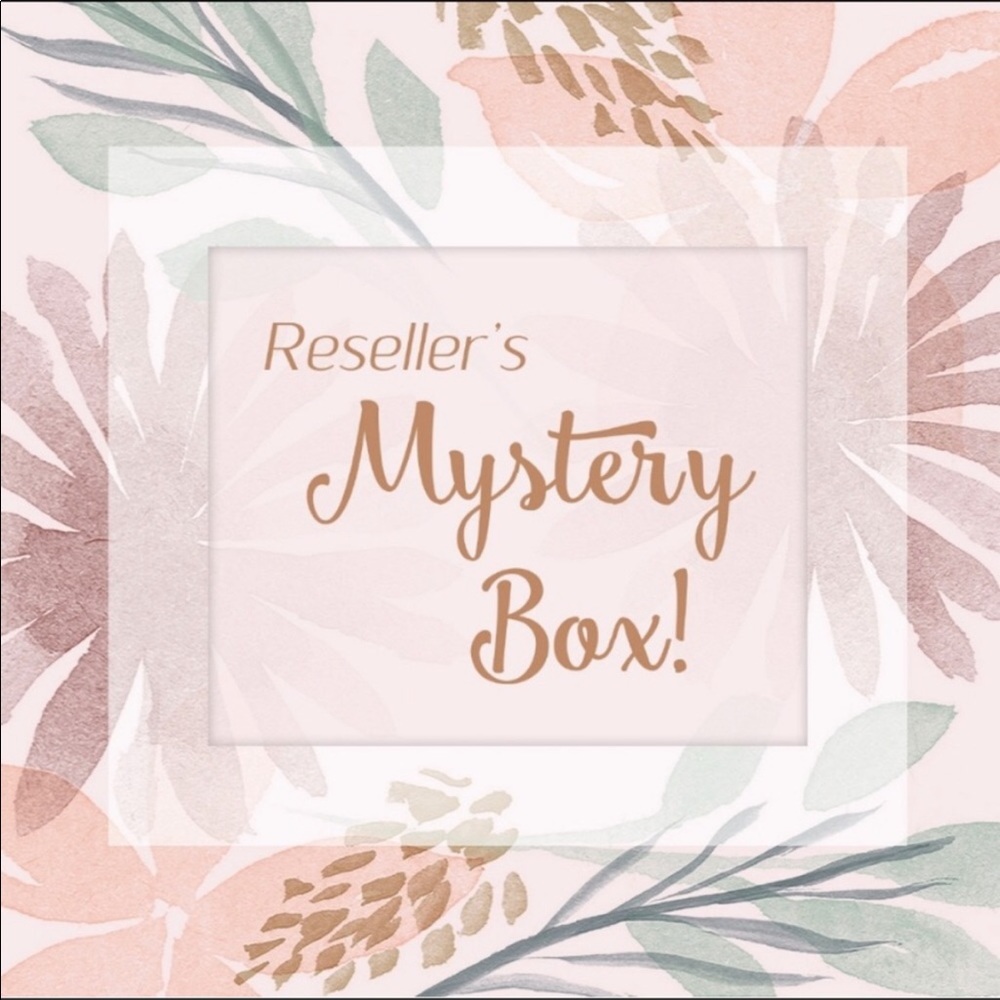 Women’s Mystery Clothing Reseller Box